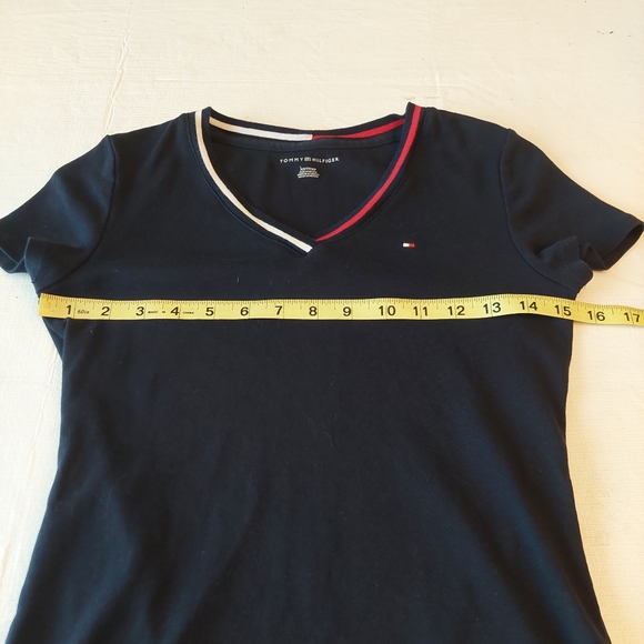 Tommy Hilfiger Navy Blue V Neck Short Sleeve Tshirt Preppy Old Money Size XS - Picture 4 of 10